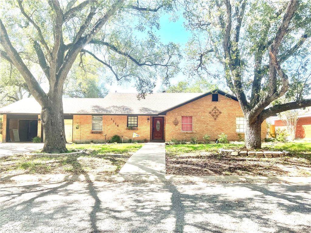 1116 Arcadia Drive - Photo 1