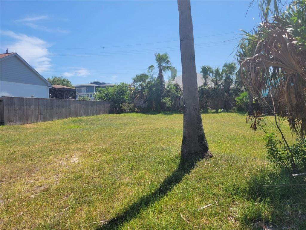 16 Nassau Drive - Photo 1