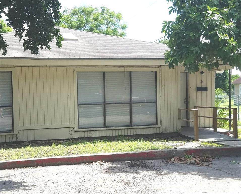923 18th Street - Photo 1