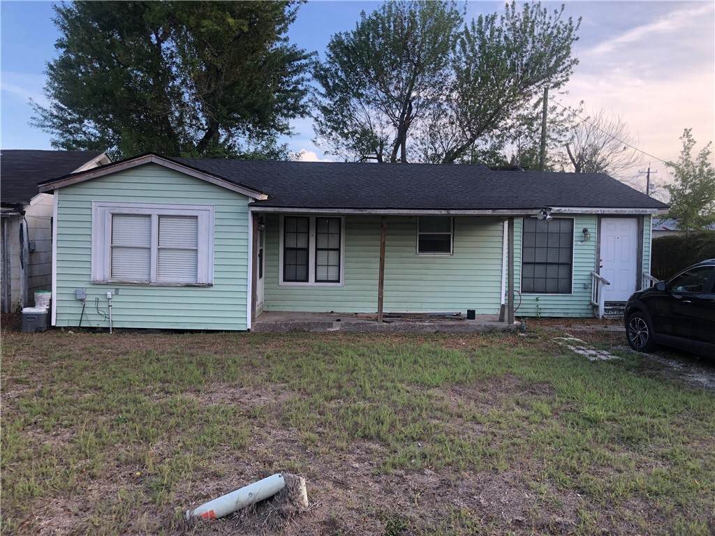 904 Pugh Street - Photo 1