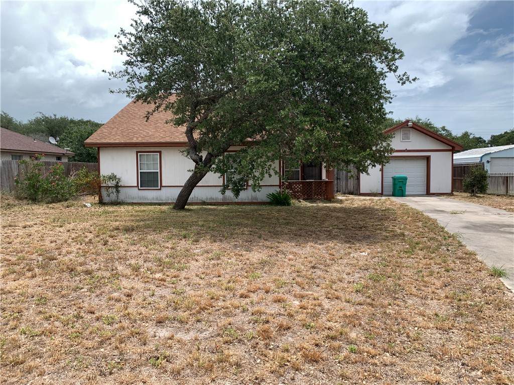 1035 Saunders Street - Photo 1