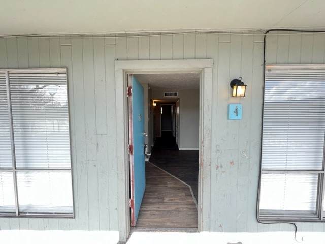 3233 Staples Street - Photo 1