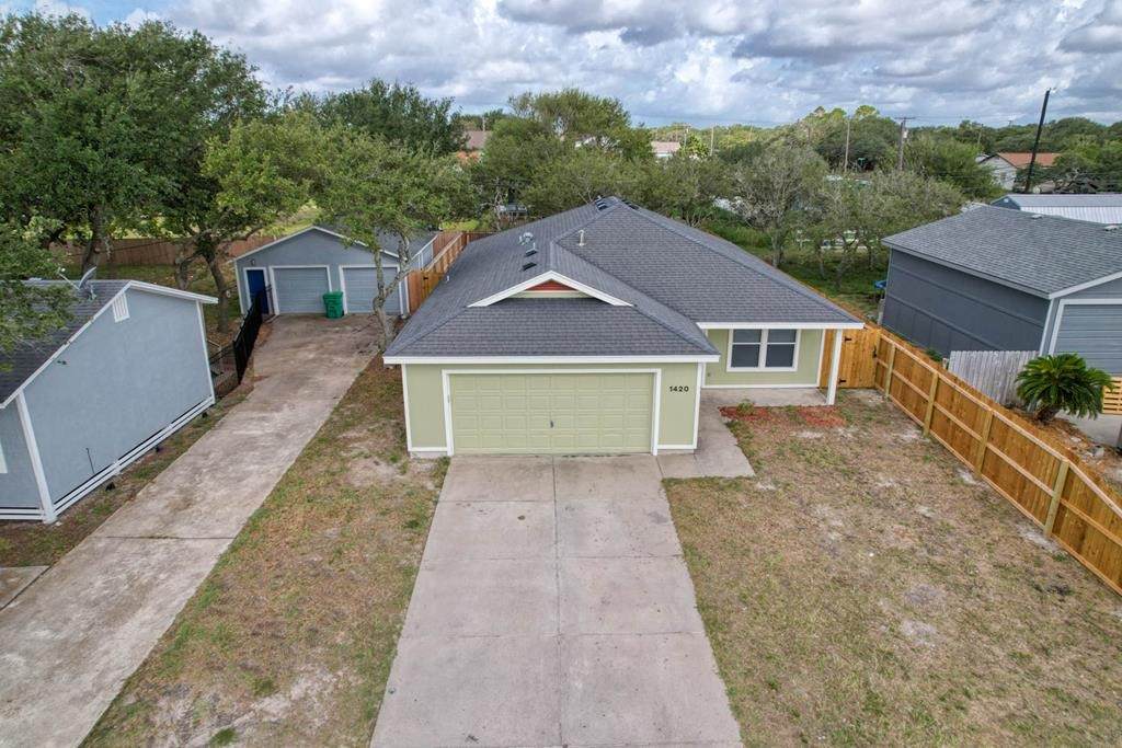 1420 Rife - Photo 1