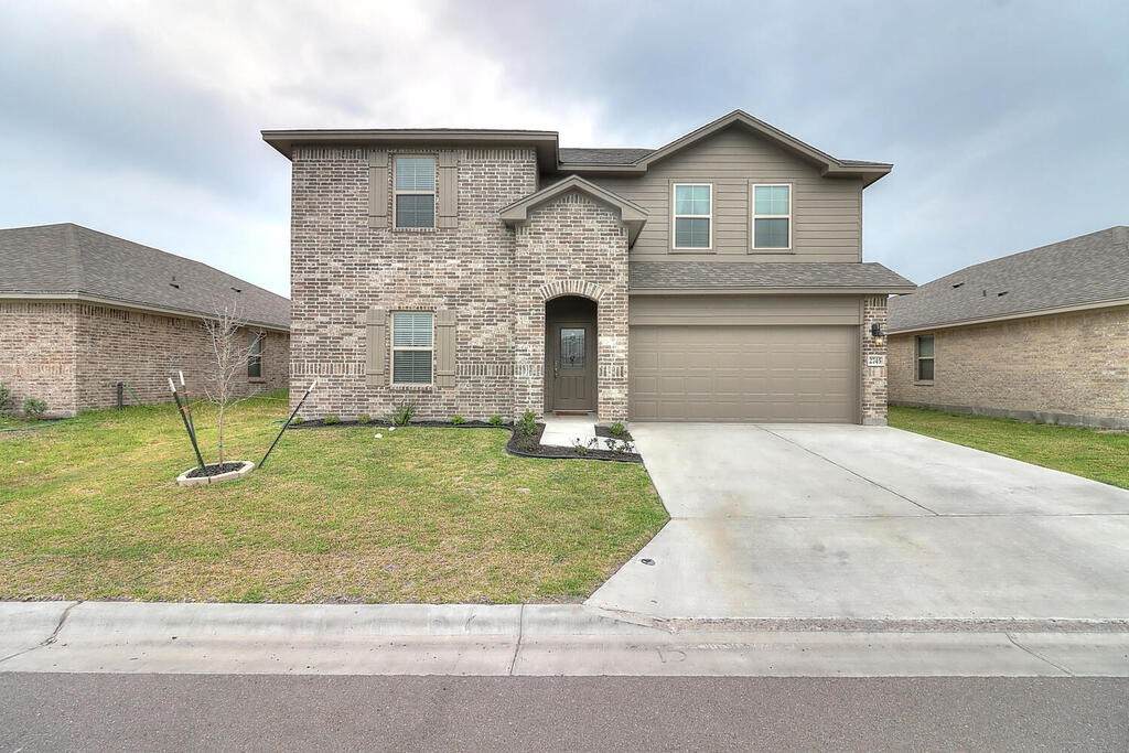 2745 Eltonne Gardens Drive - Photo 1
