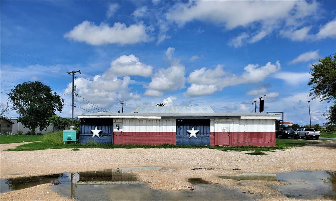 2709 Main Street - Photo 1