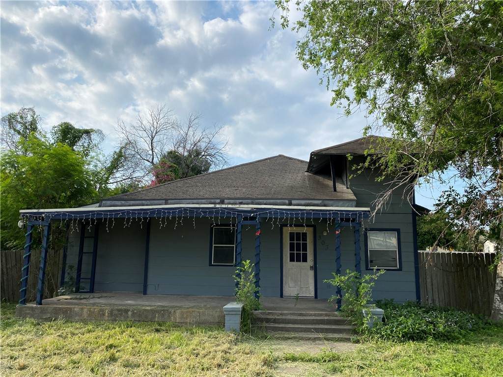 303 Kenedy Avenue - Photo 1