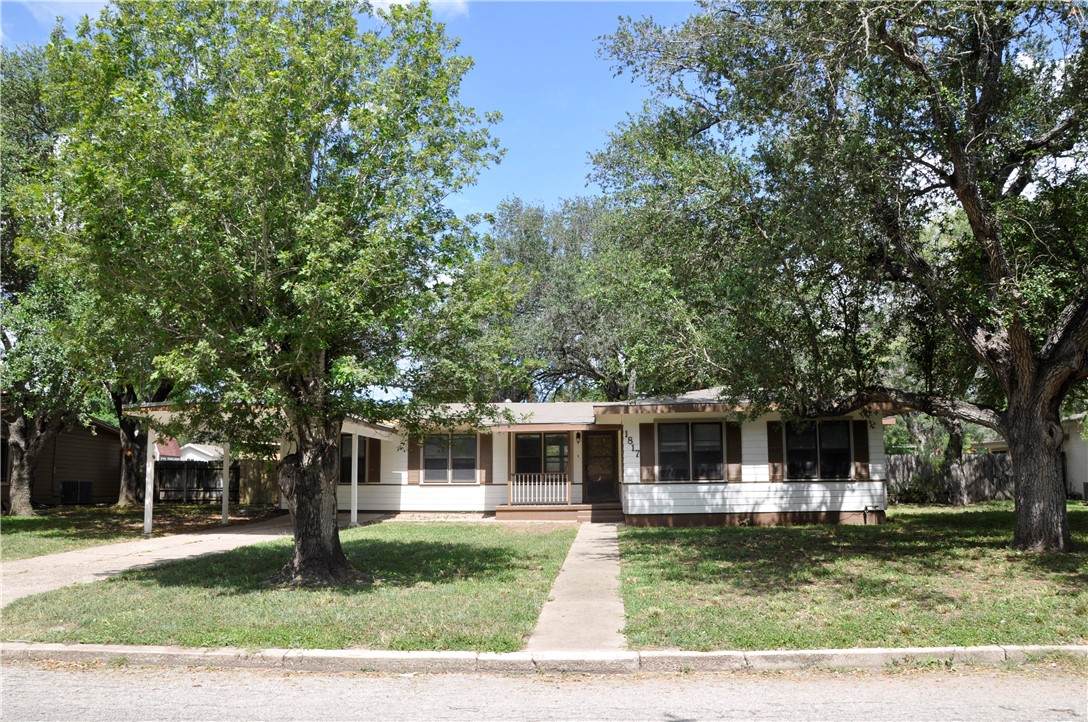 1817 Agarito Avenue - Photo 1