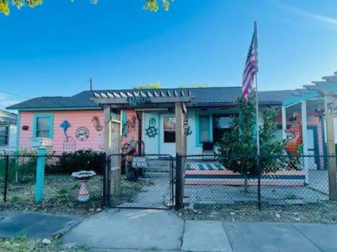 715 Wilson Avenue - Photo 1