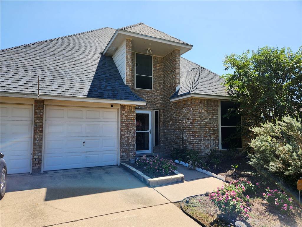 3054 Twin Creek Dr. - Photo 1
