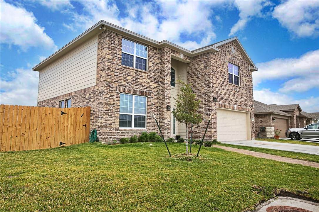 2701 Eltonne Gardens Drive - Photo 1