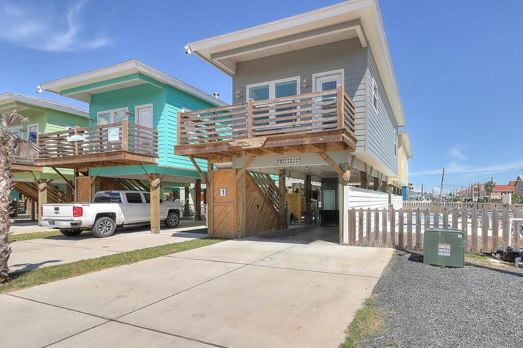 1924 11th Street - Photo 1
