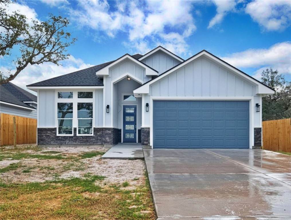 634 Redwood Avenue - Photo 1