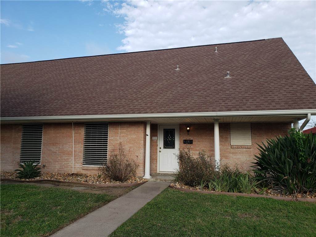 112 Granby Place - Photo 1