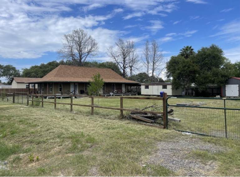 630 Don Patricio - Photo 1
