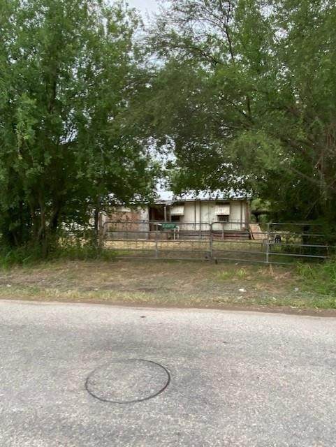 313 Mcmasters Road - Photo 1