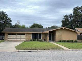 1119 Lincoln Street - Photo 1