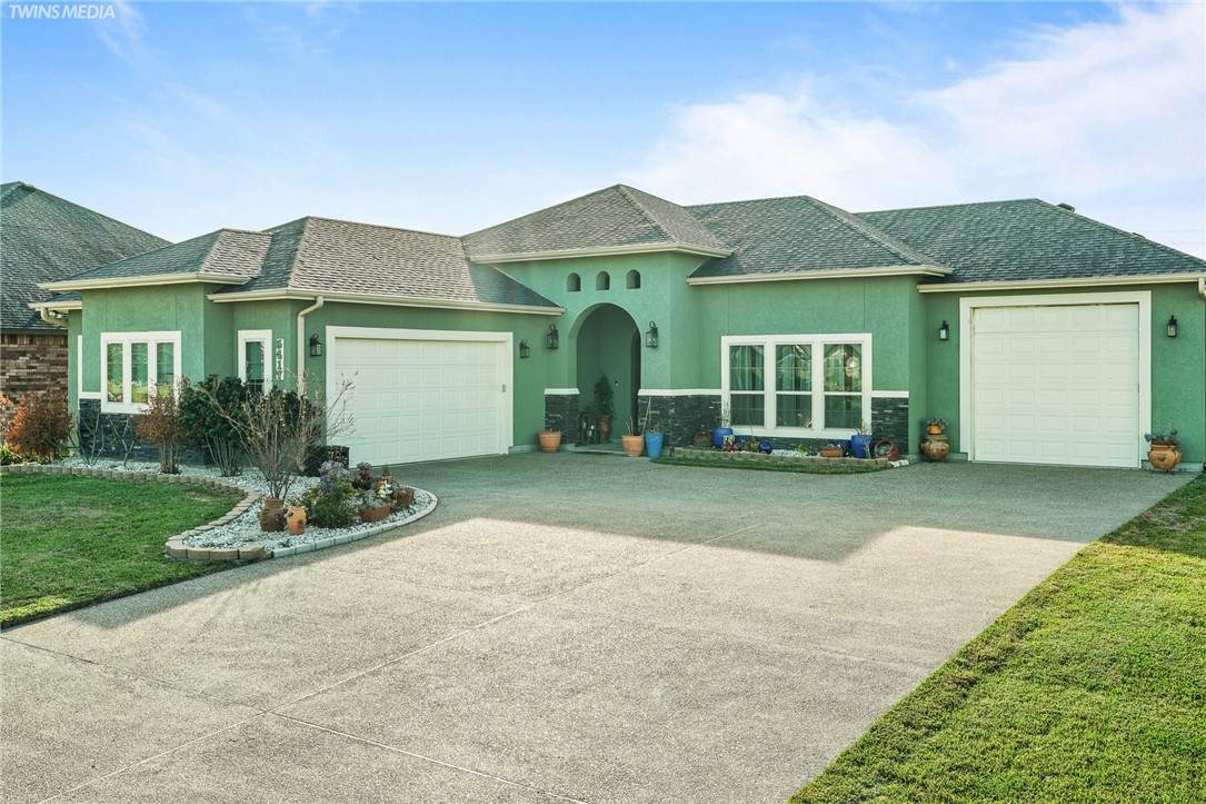 5417 Oso Parkway - Photo 1