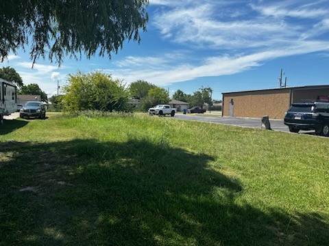 2738 El Paso Avenue - Photo 1