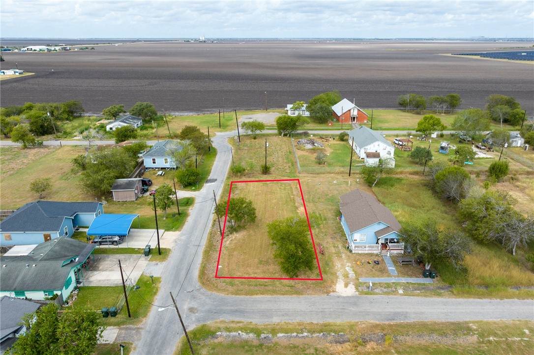 603 Porter Street - Photo 1