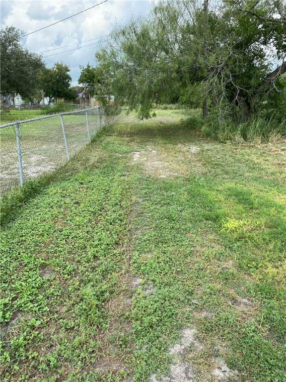 806 3rd Street - Photo 1