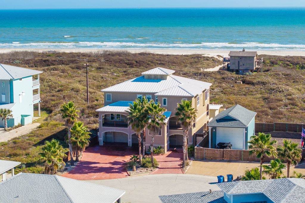 688 Kaila Court - Photo 1