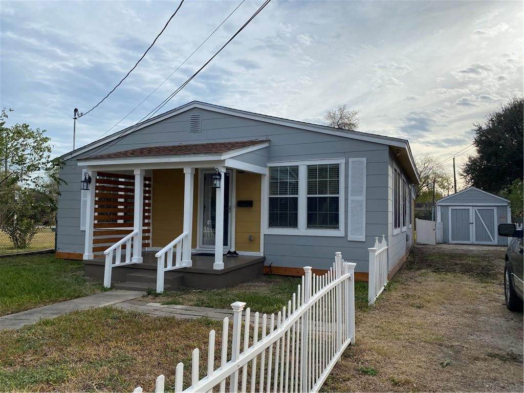 3321 Houston Street - Photo 1