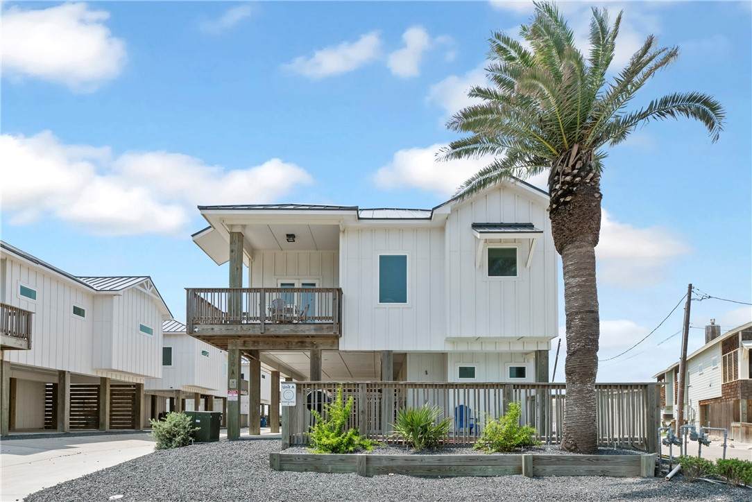 520 Twelfth Street - Photo 1