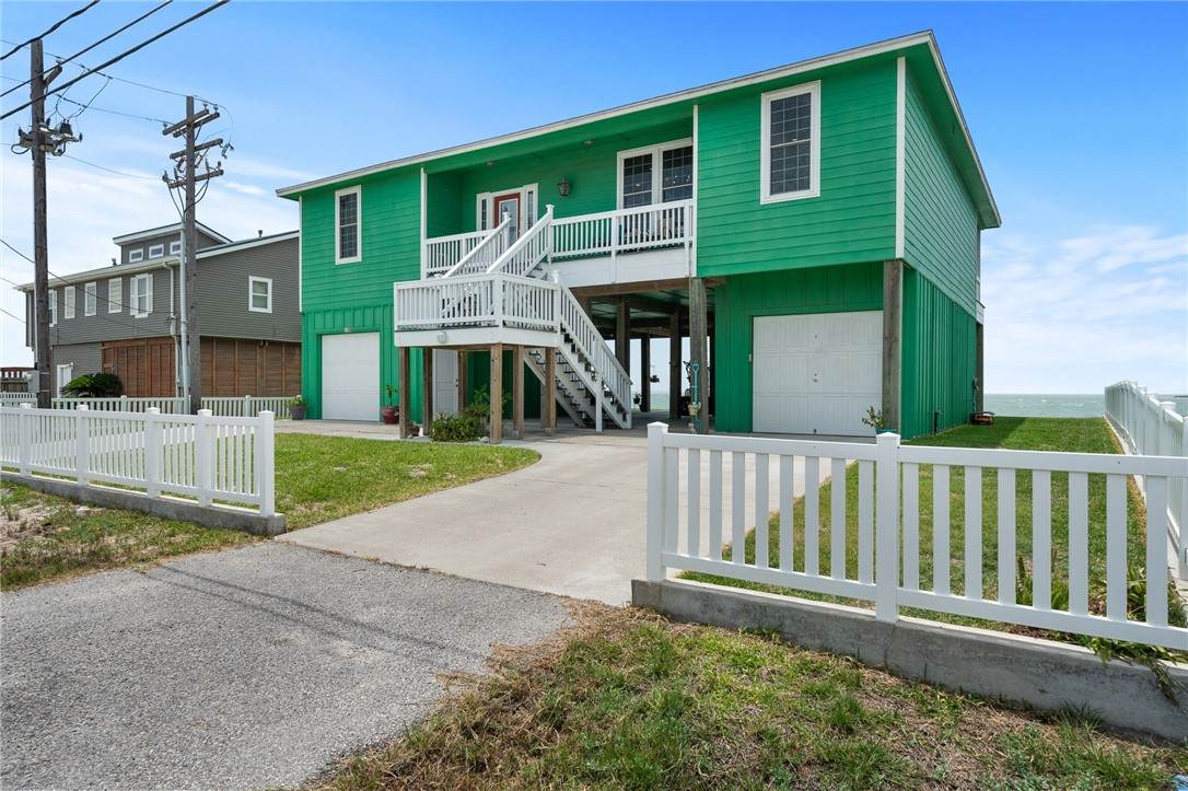 108 Bayshore Drive - Photo 1