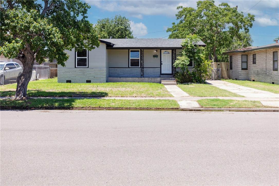 638 Sharon Drive - Photo 1