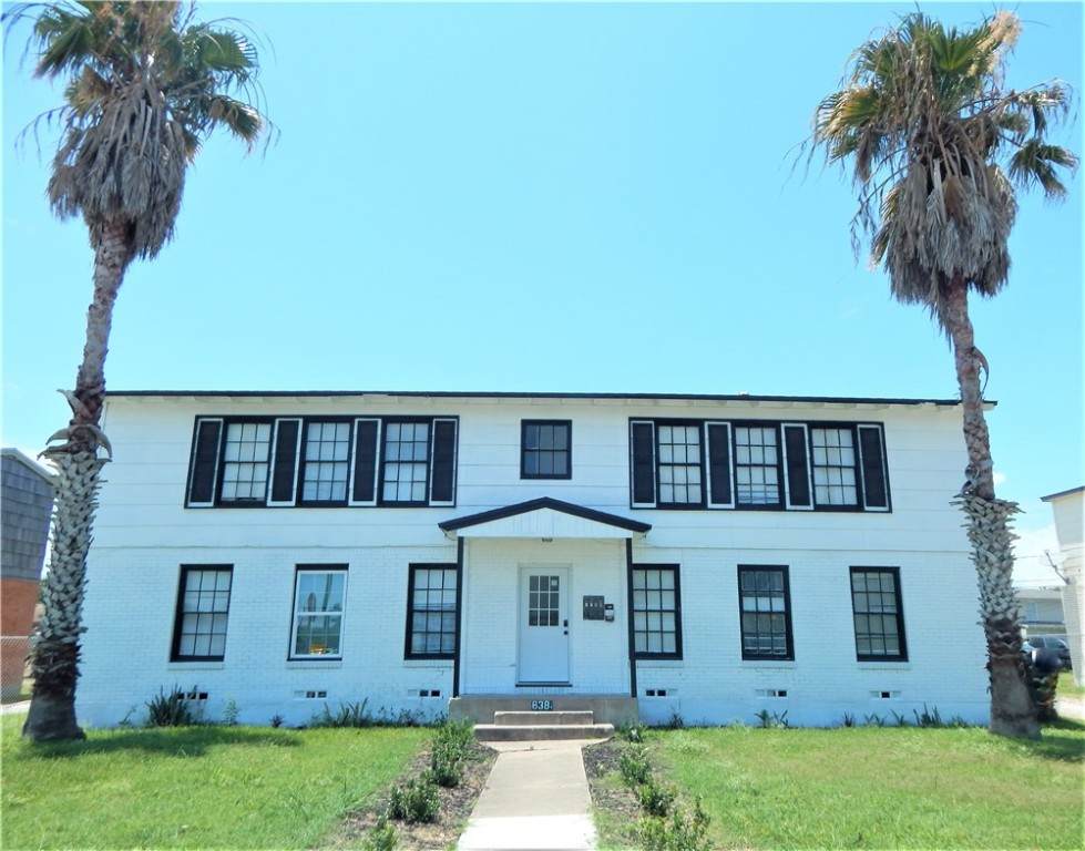 638 Glazebrook Street - Photo 1