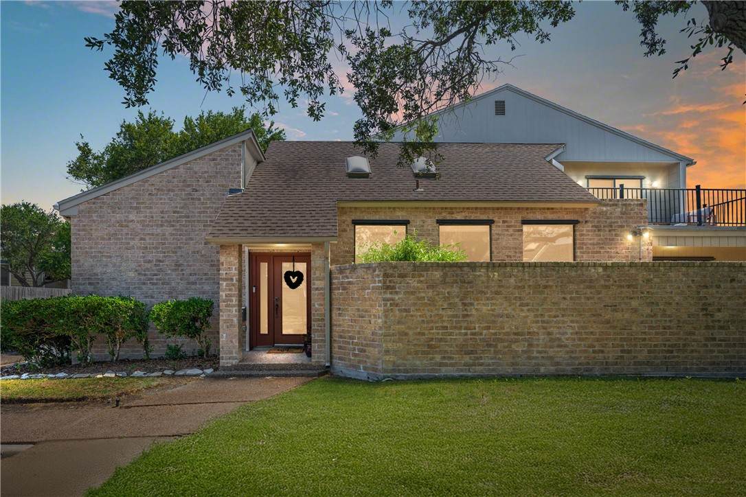 46 Rock Creek Drive - Photo 1