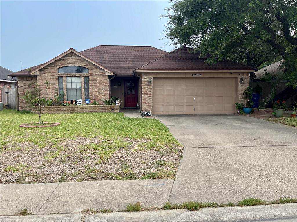 2237 Sunset Cliff Dr - Photo 1