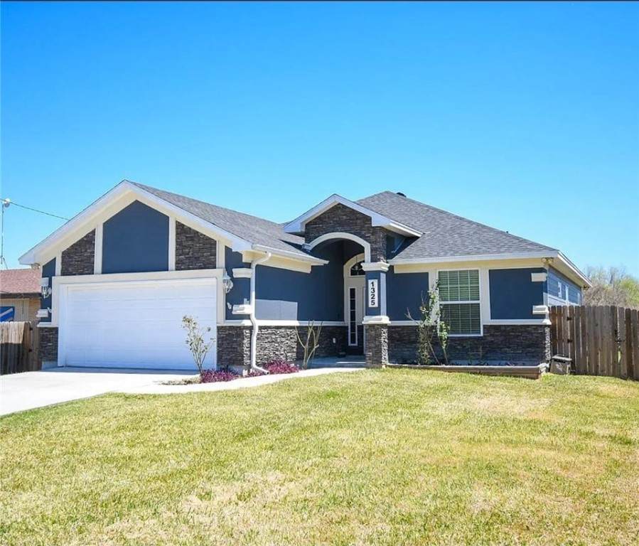 1325 Mccampbell Street - Photo 1