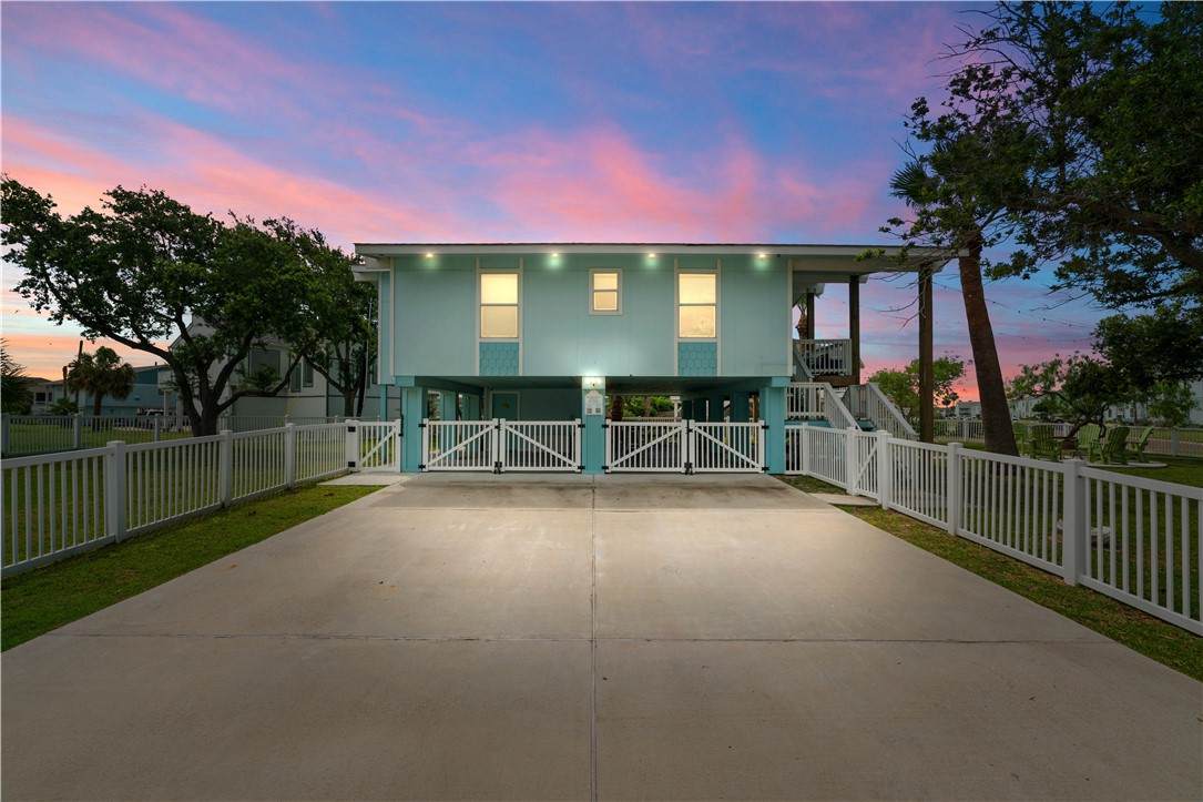 42 Nassau Drive - Photo 1
