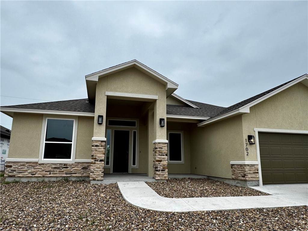 1702 Elm View Drive - Photo 1