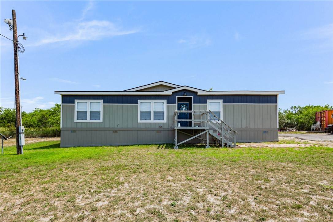 709 Vista Drive - Photo 1