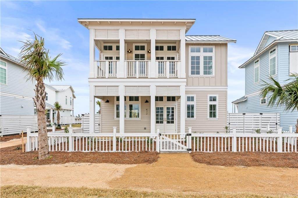 412 Mermaid Tail Lane - Photo 1