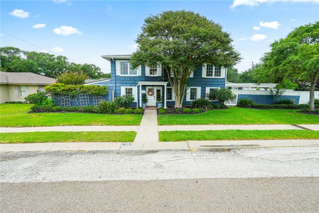 110 Seaview - Photo 1