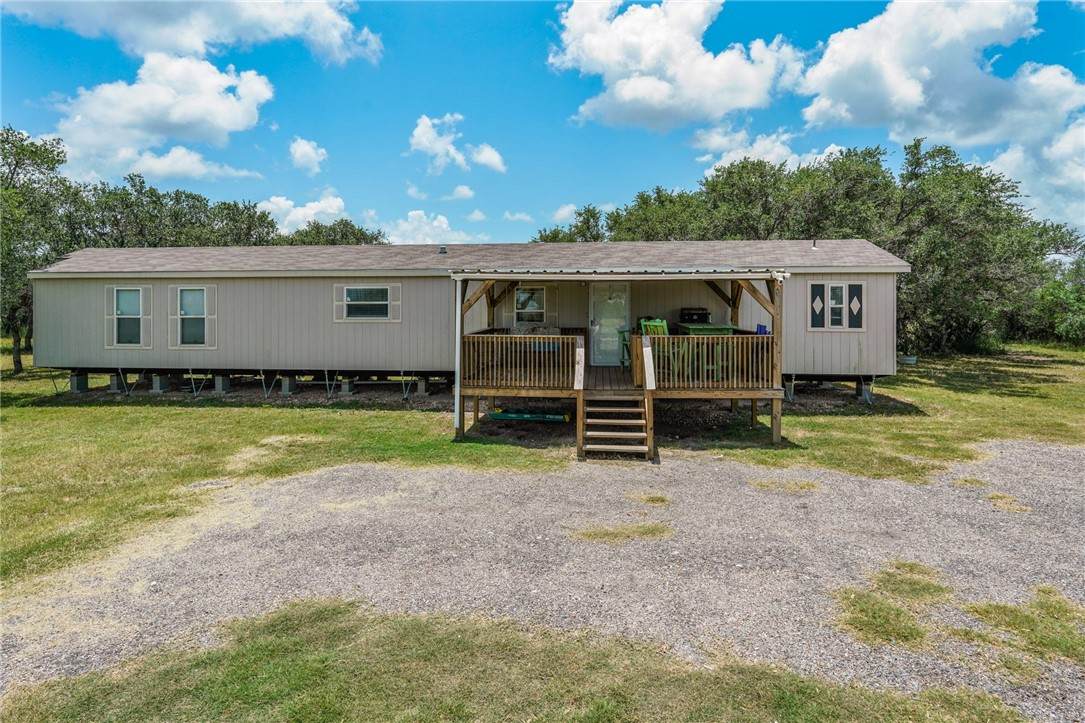130 Old Goliad Rd. - Photo 1
