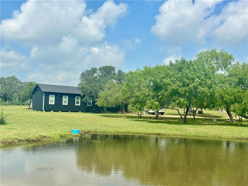 4345 Fm 799 - Photo 1