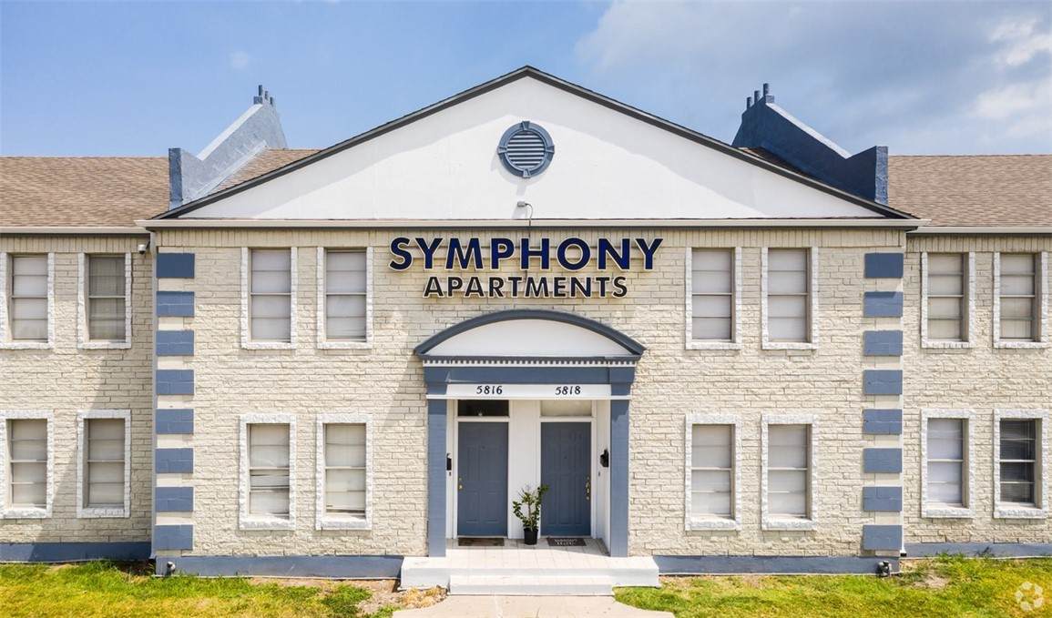 5826 Alameda Street - Photo 1