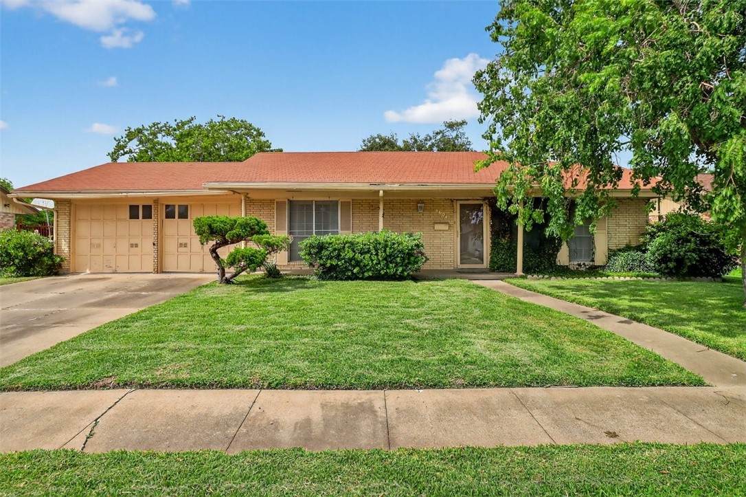 4634 Bonner Drive - Photo 1