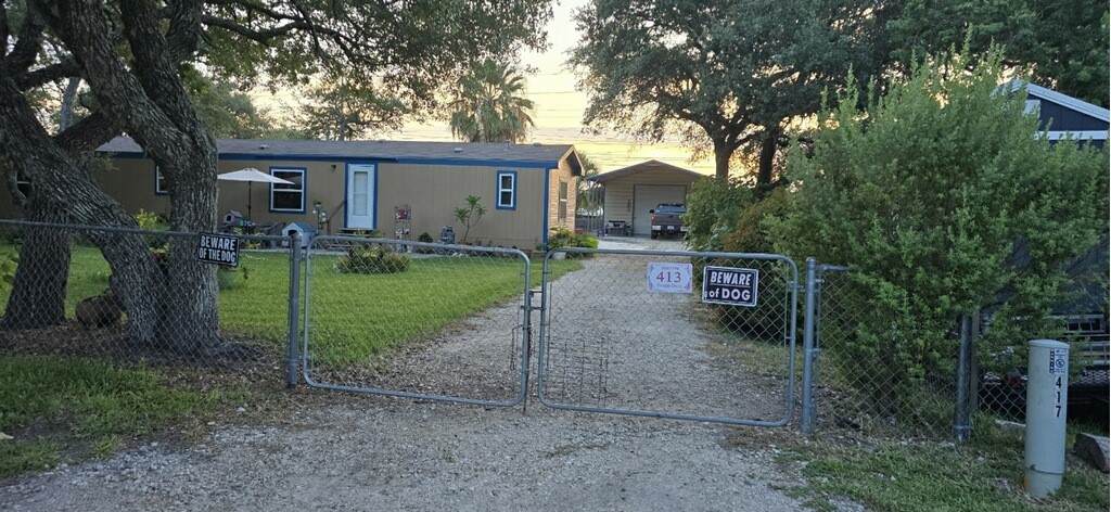 413 Donnie Drive - Photo 1