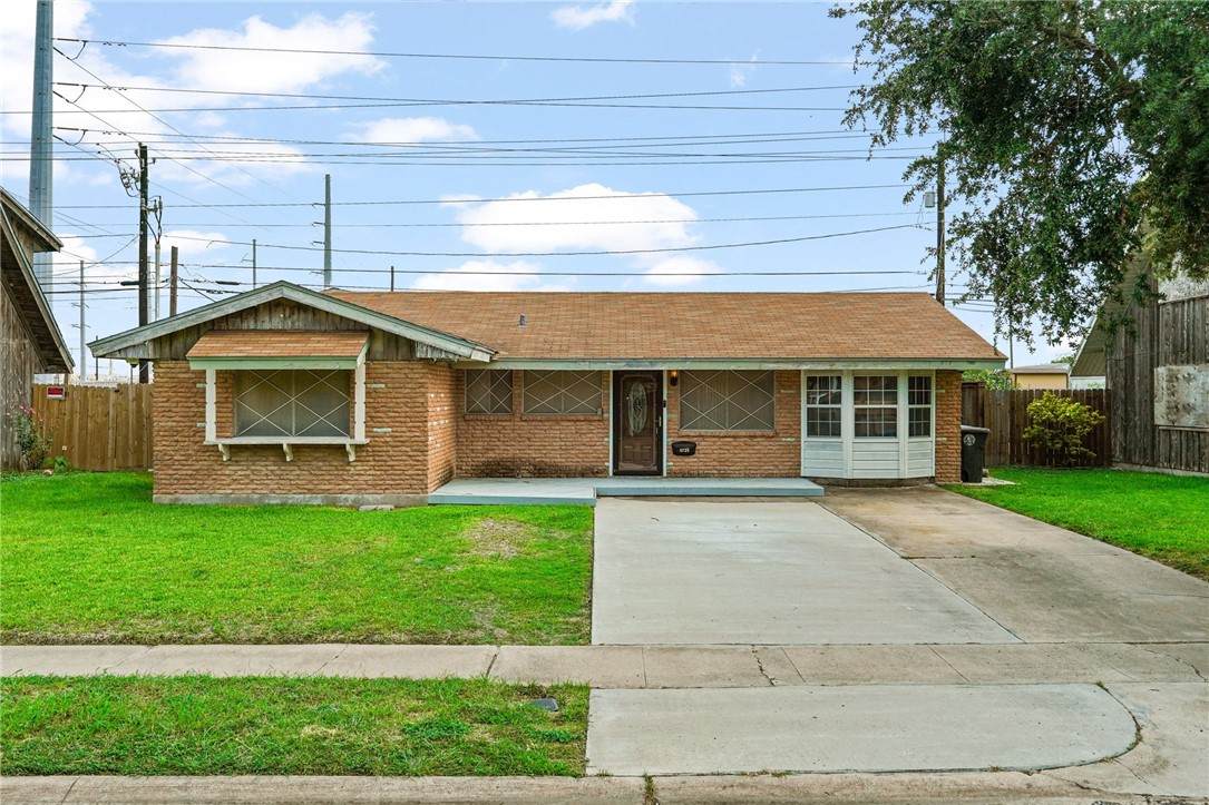 5725 Woodhaven Drive - Photo 1