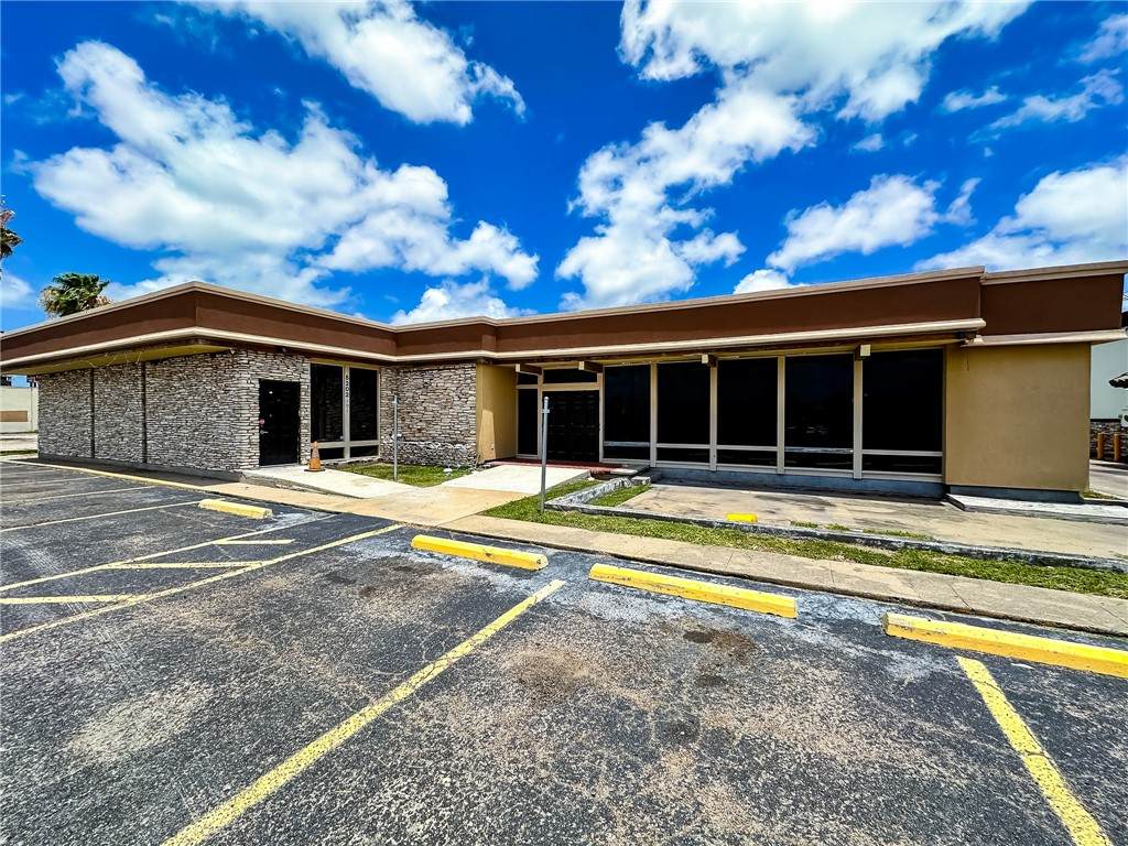5202 Weber Road - Photo 1