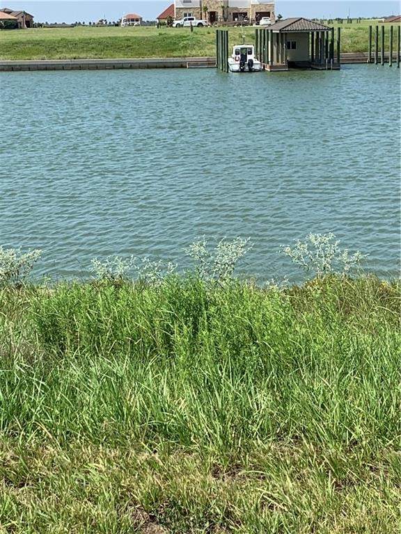 162 Chateau Way - Photo 1