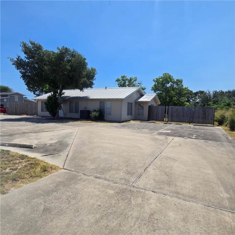 2113 Waldron - Photo 1