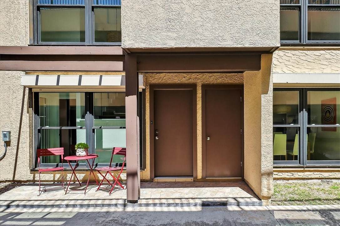 1400 Ocean Drive - Photo 1