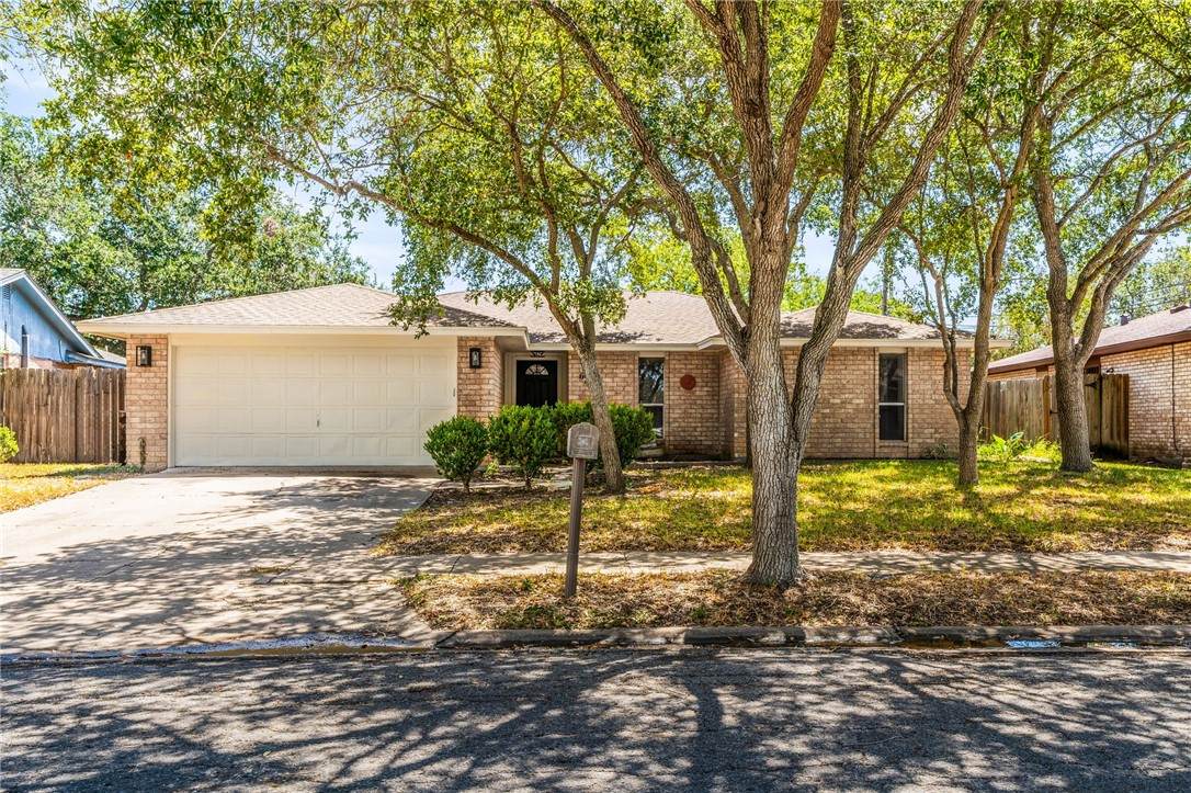 6118 Locke - Photo 1