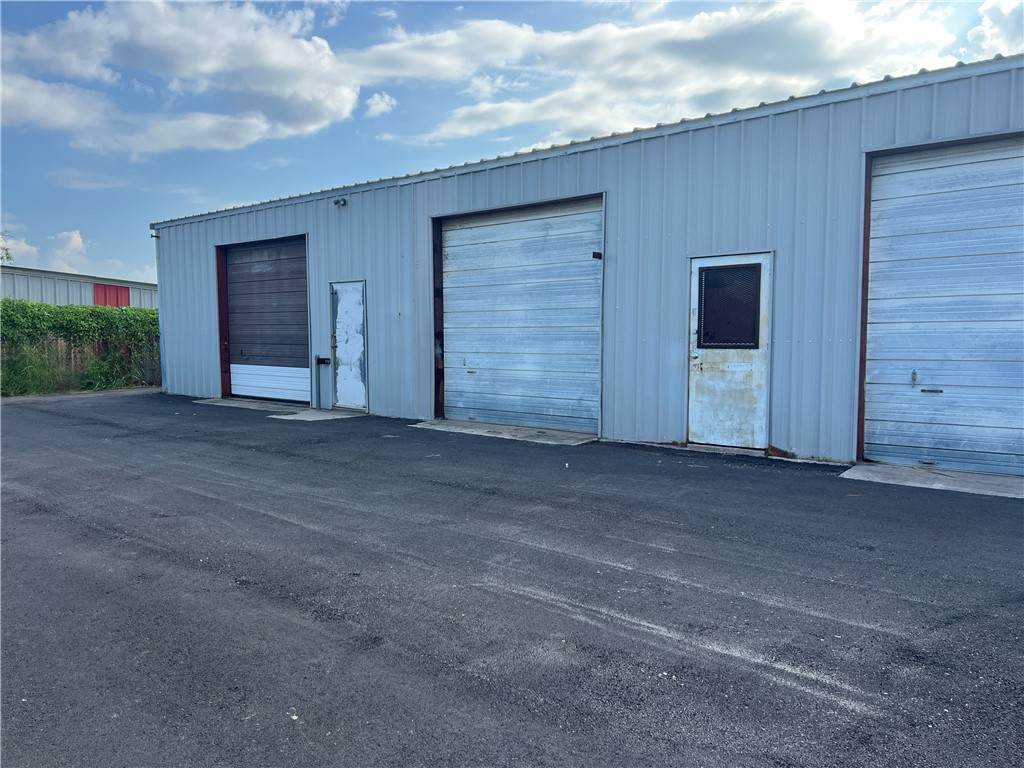 10236 Leopard Street - Photo 1